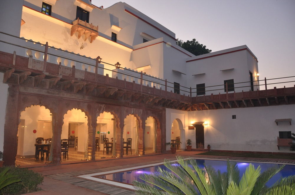 Chandra Mahal Haveli Luhāru エクステリア 写真